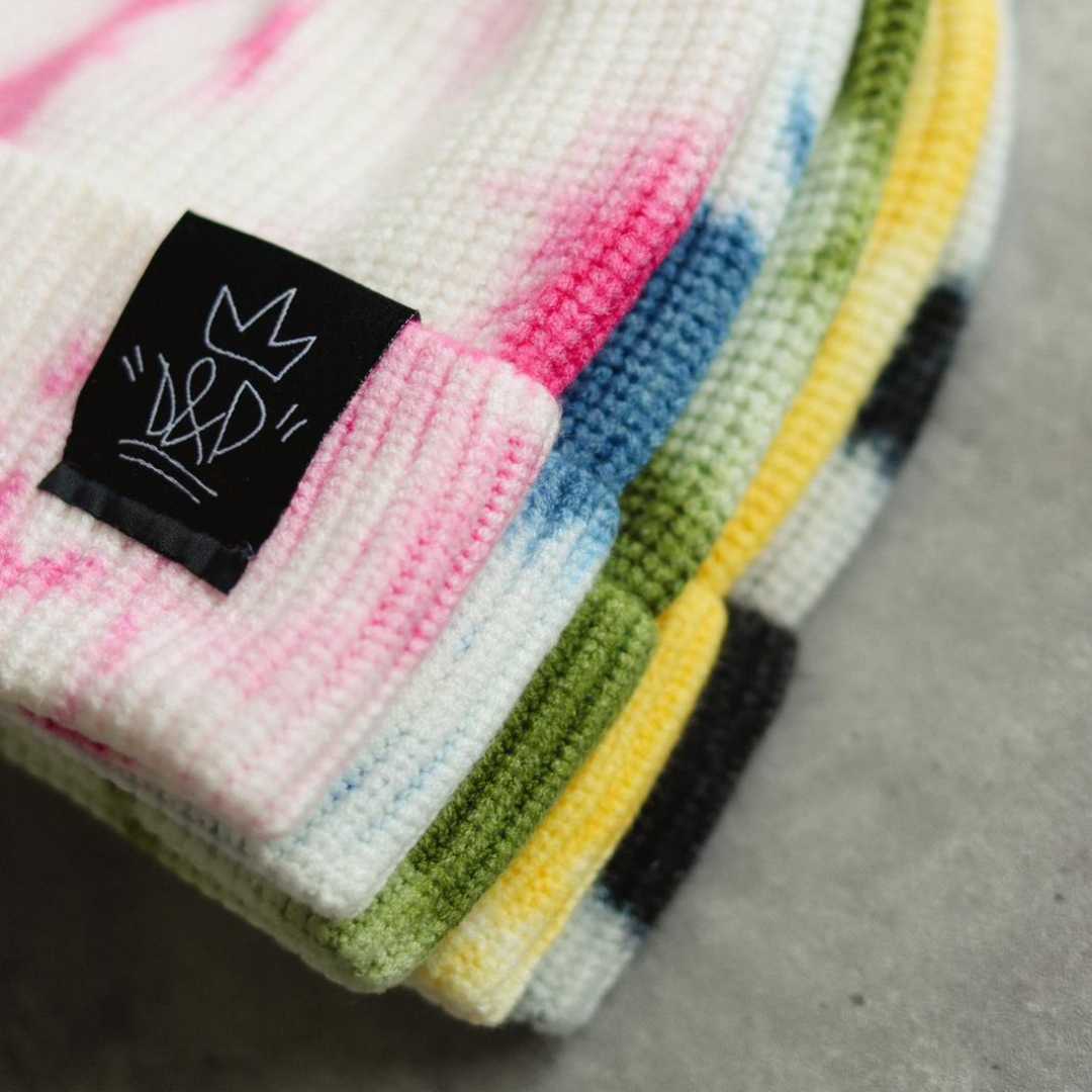 Super Soft &amp; Cosy Tie Dyed Beanie - Pink